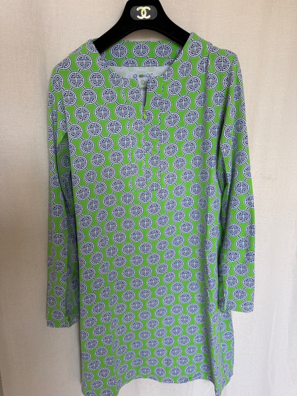 IBKUL Green and White Long Sleeve Dress with Geometric Print